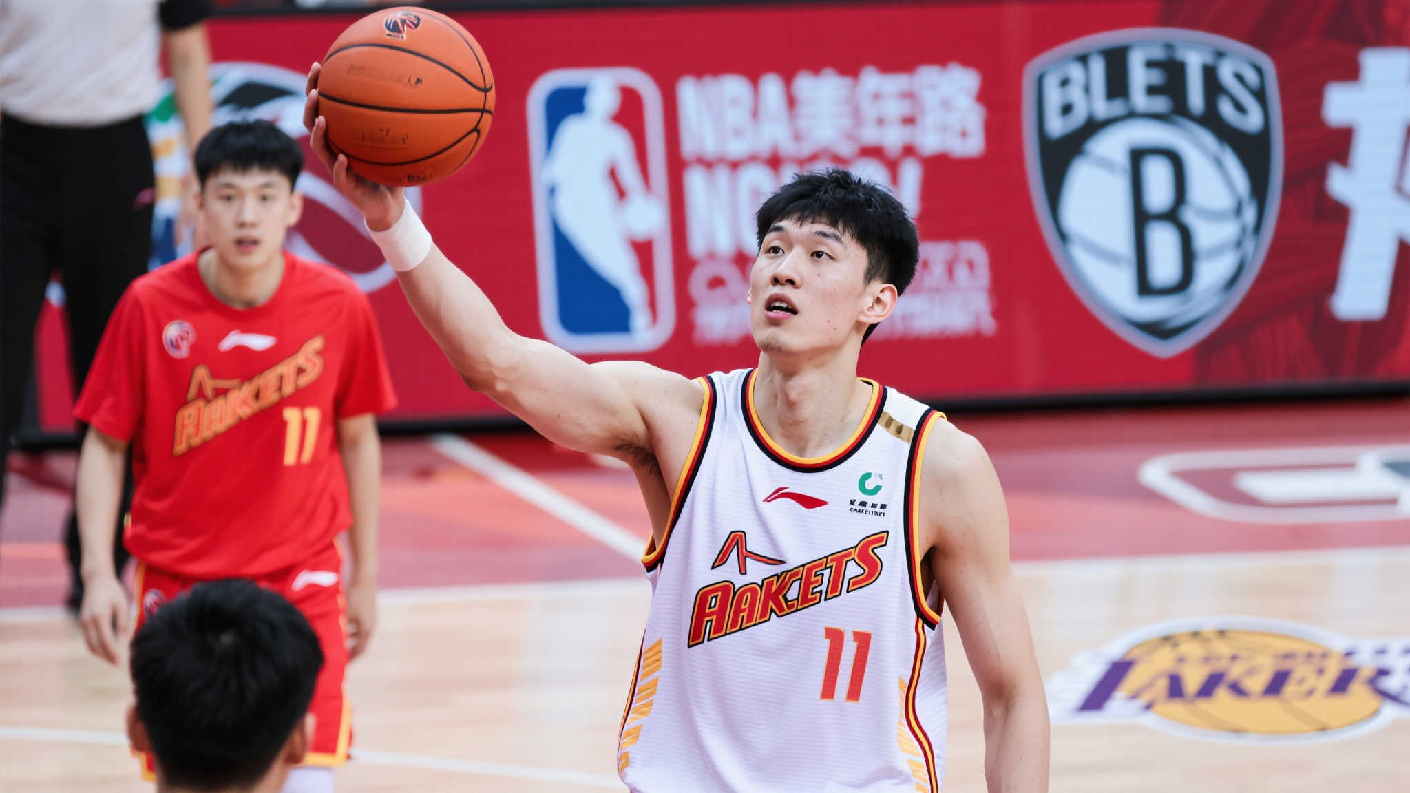 通过不断的 通过不断的