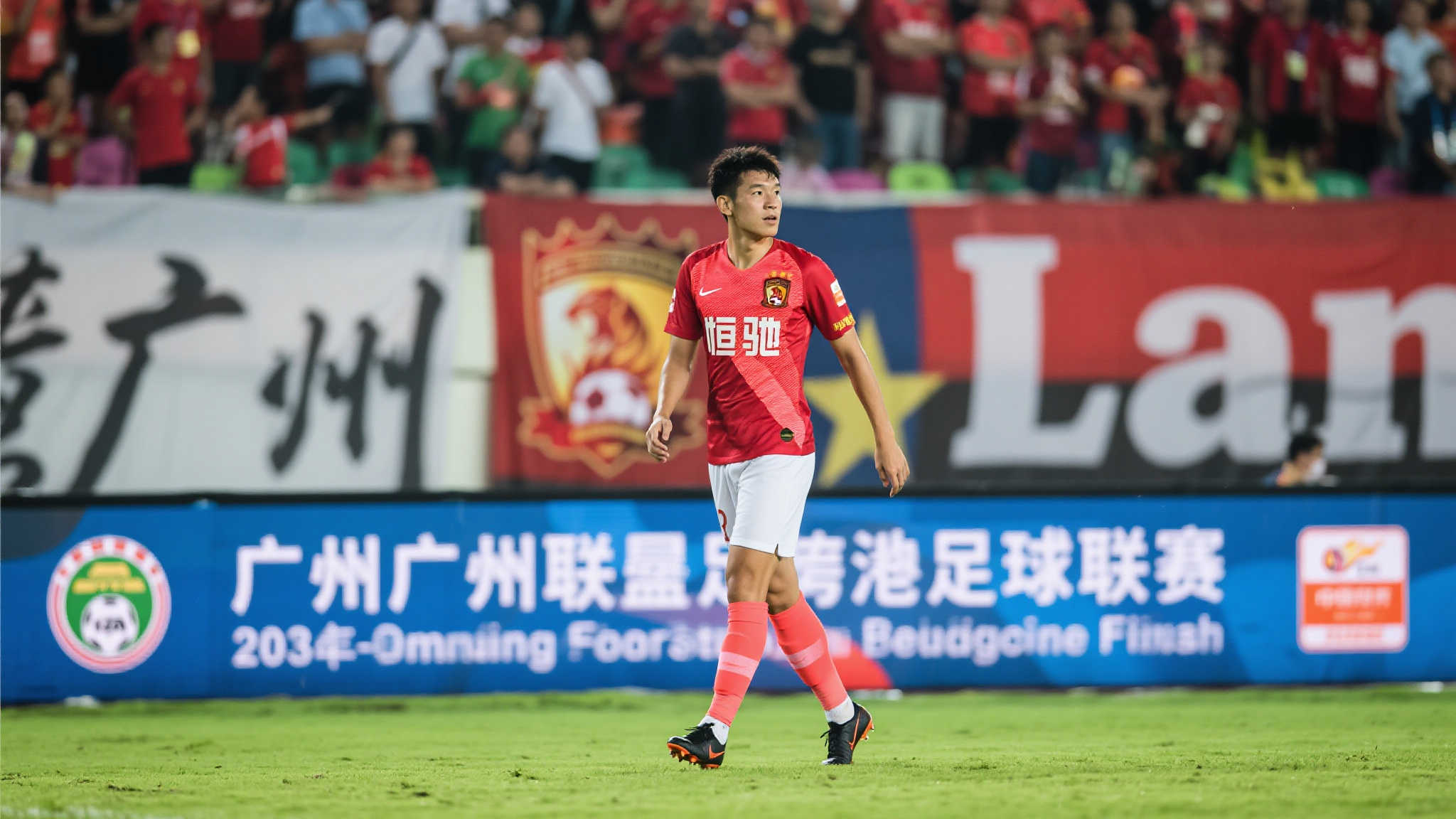 底拉开了比 底拉开了比